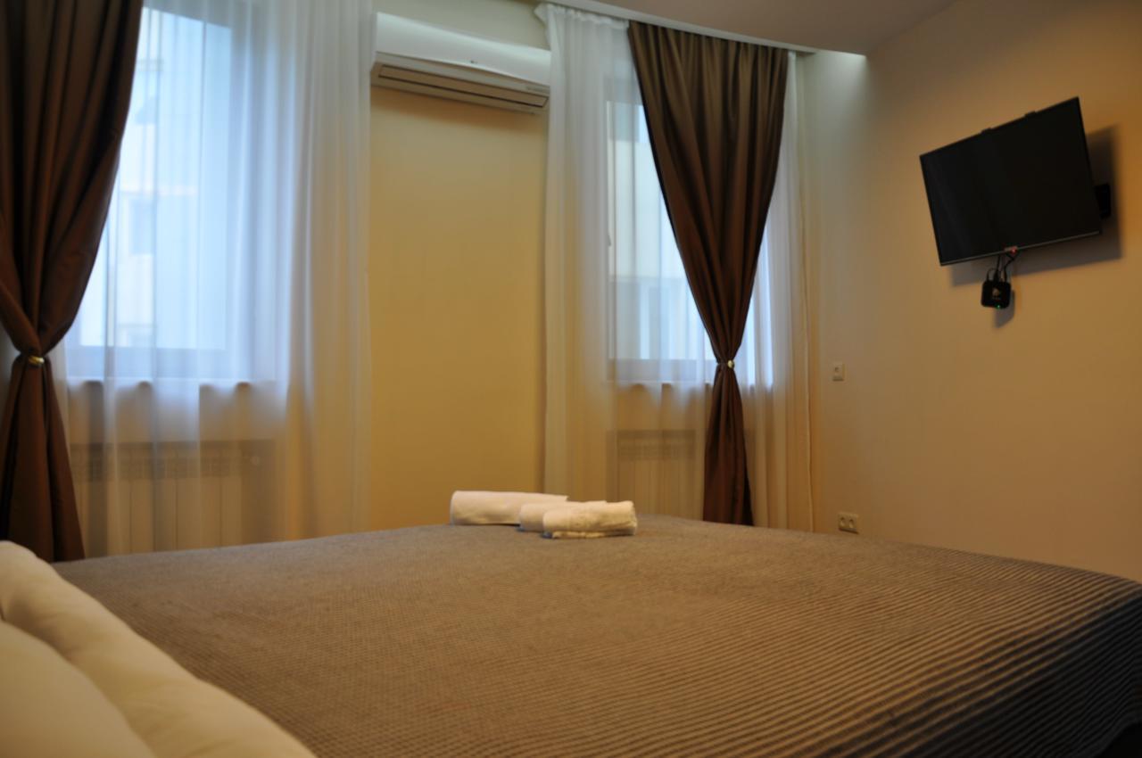 All Seasons Hotel On Freedom Square Tiflis Exterior foto